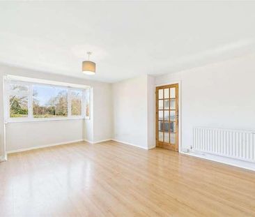 Sandringham Road, Maidenhead, Berkshire, SL6 - Photo 2