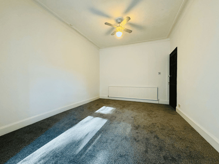 Linden Avenue, Hounslow, TW3 - Photo 4