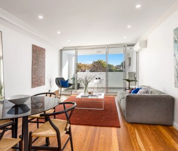 Sleek One Bedroom Apartment - Photo 5