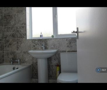 2 bedroom semi-detached house to rent - Photo 1