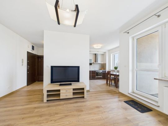 2-pokojowe mieszkanie po remoncie z dużym tarasem 53.65 m² - Фото 1