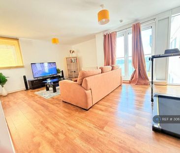 2 bedroom flat to rent - Photo 1
