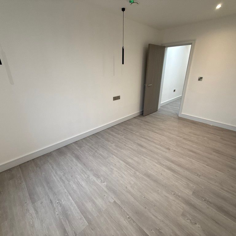 2 bedroom to let - Photo 1