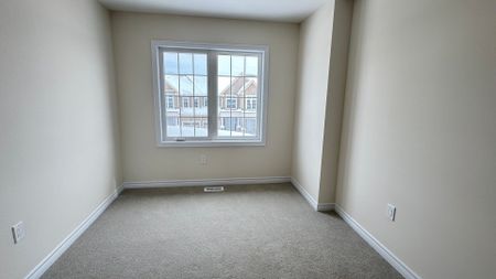 For Lease - 150 Molozzi Street, Erin, Ontario - Photo 3