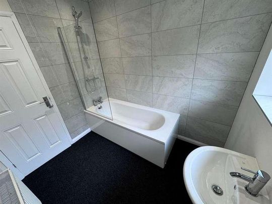 Myvod Road, Wednesbury, WS10 - Photo 1