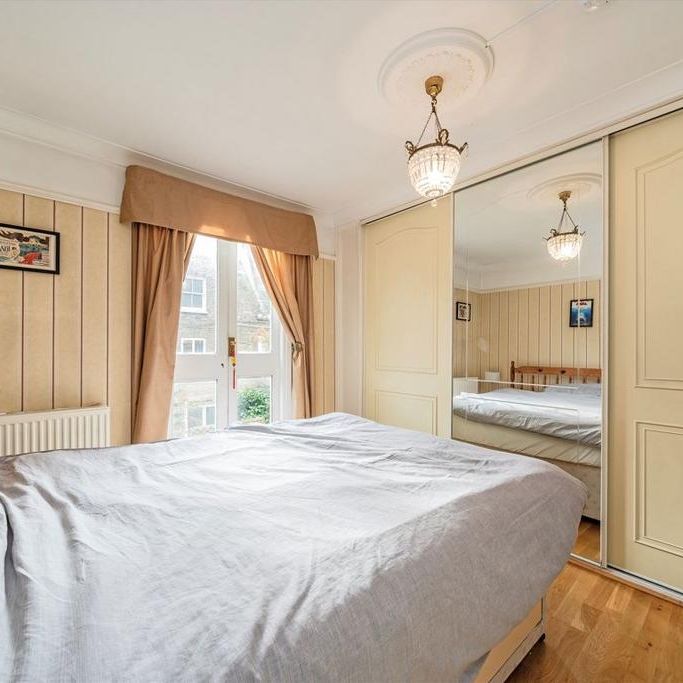 4 bedroom flat to rent - Photo 1