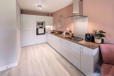 2 bedroom retirement property to rent - Photo 4