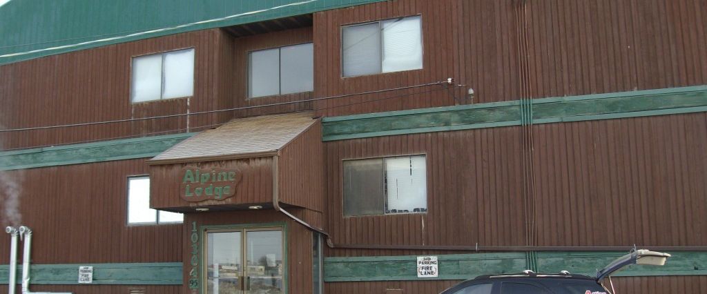 Alpine Lodge – 1 Bedroom - Photo 1