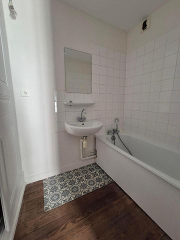 Location Appartement 2 pièces 29m² MACON 71000 - Photo 5