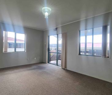 Beautiful Home in a Safe & Quiet Neighborhood! - Photo 4