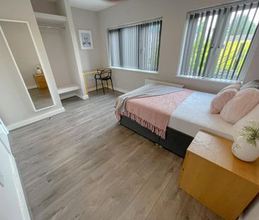 6 bedroom house to rent - Photo 3