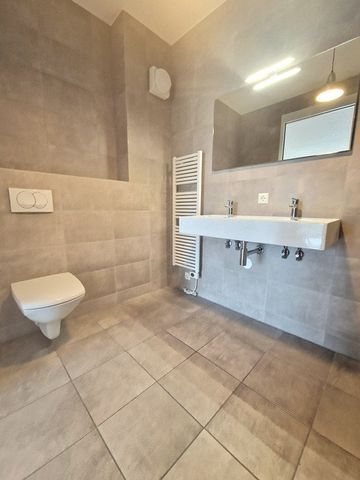 Te huur: Appartement Laakweg in Den Haag - Photo 2