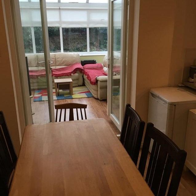 4 bedroom house share to rent - Photo 1