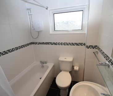 2 bedroom house to rent - Photo 2