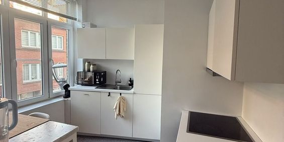 Appartement te huur in Jette voor € 1.000 met 1 slaapkamer - foto 3