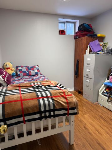 For Lease - 25 Par Avenue, Toronto, Ontario - Photo 3