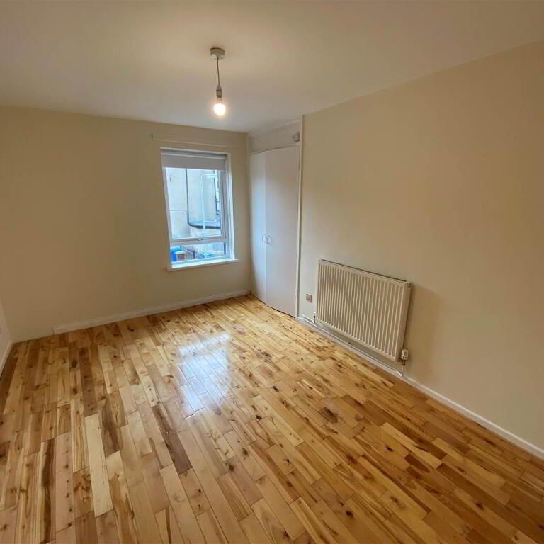 Apt6, Church View Mews, Holywood, BT18 9EF - Photo 1