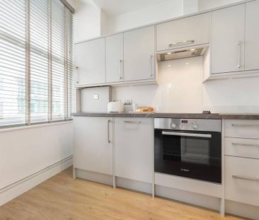 Studio to rent - Photo 4
