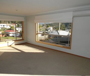 1A Clunie Close LINDISFARNE - Photo 1