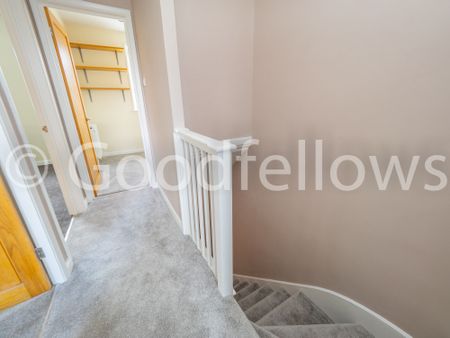 Middleton Road, Morden, SM4 - Photo 2