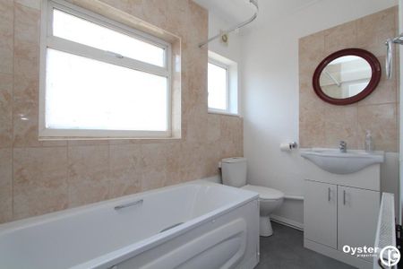 2 bedroom maisonette to rent - Photo 5