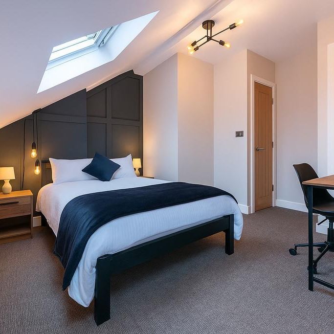 1 bedroom in a house share to rent - Photo 1