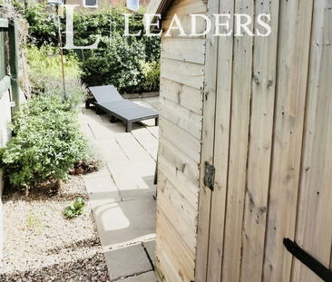 2 bedroom house to rent Heneage Road, Grimsby, DN32 - Photo 1