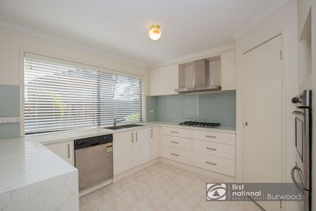 5 Triumph Close, 3150, Glen Waverley Vic - Photo 5