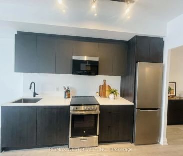 2369 Danforth Avenue #701 - Photo 6