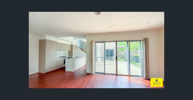 Modern Comfort in a Peaceful South Morang Pocket - available for lease now! - Photo 1