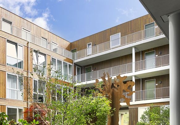 Koningin Julianalaan 76 - Photo 1