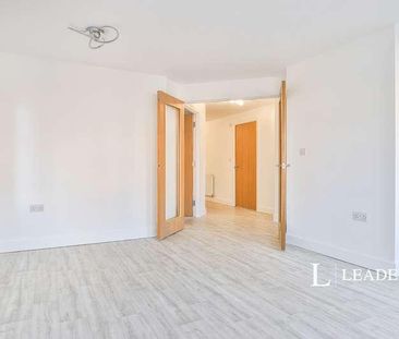 Highcliffe, BH23 - Photo 2