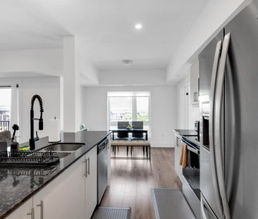 For Lease - 4 Spice Way Unit# 202, Barrie, Ontario - Photo 3