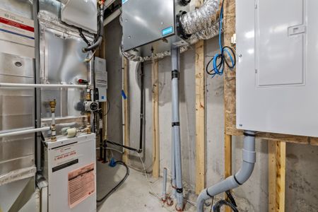 For Lease - 931 Creekway Private, Kanata, Ontario - Photo 3