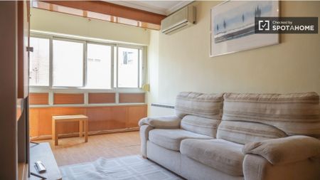 madrid, Community of Madrid 28018 - Photo 2