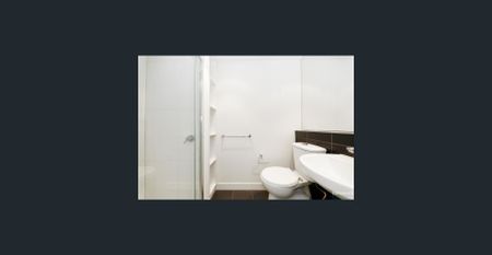 Prime Location! - Photo 5