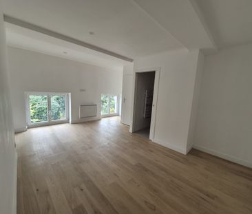 Location Appartement 3 pièces 97m² DOUAI 59500 - Photo 2