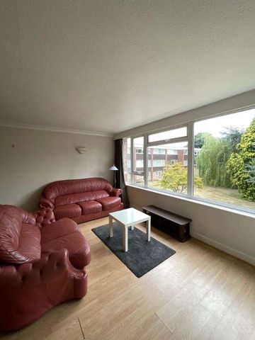 Vernon Close, Leamington Spa, CV32 - Photo 2