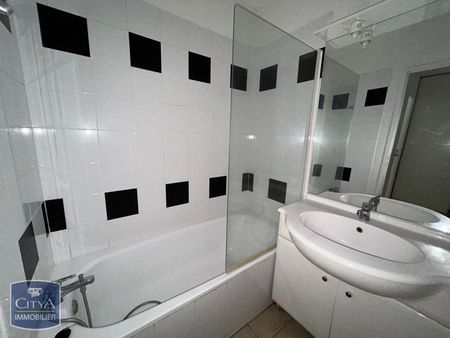 Location Appartement 2 pièces 36m² BRIVE LA GAILLARDE 19100 - Photo 3