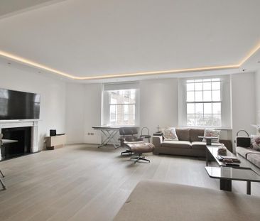 4 bedroom flat to rent - Photo 1