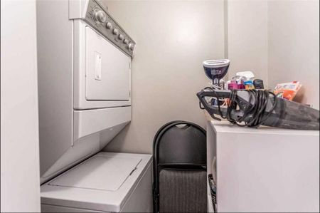 For Lease - 35 Southshore Crescent Unit# 222, Hamilton, Ontario - Photo 3