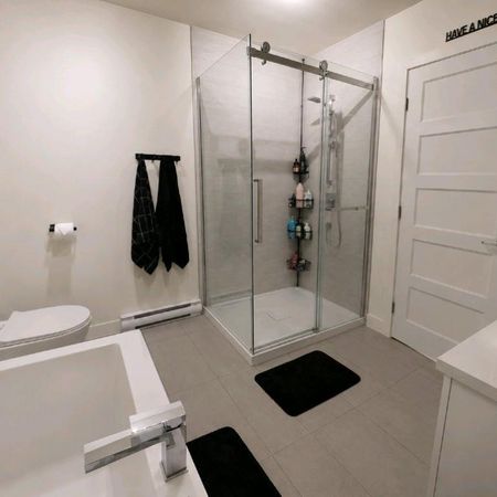 🏡 Condo récent 3 chambres à Granby | 1 400 $ | Disponible 1er juillet - Photo 4