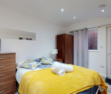 Studio to rent - Photo 4