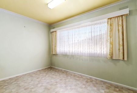 4 Bedroom Home in Morwell - Photo 5