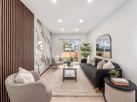 For Lease - 186 Oak Park Avenue Unit# Upper, Toronto, Ontario - Photo 1