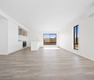 Home in Mickleham!! - Photo 4