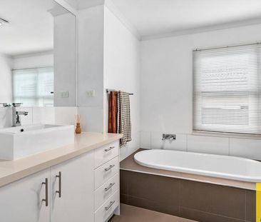 PERFECT POSITION IN NEWTOWN - Photo 6