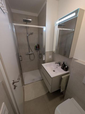 Massagno – Modern 3.5 room apartment with balconies on the 4th floor - Photo 5