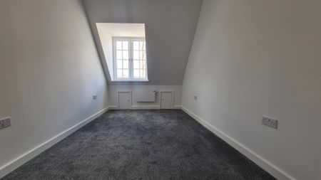 High Street, Maidenhead - Photo 2