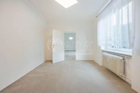 Pronájem krásného bytu 2+1 nedaleko Vyšehradu! - Fotografie 3